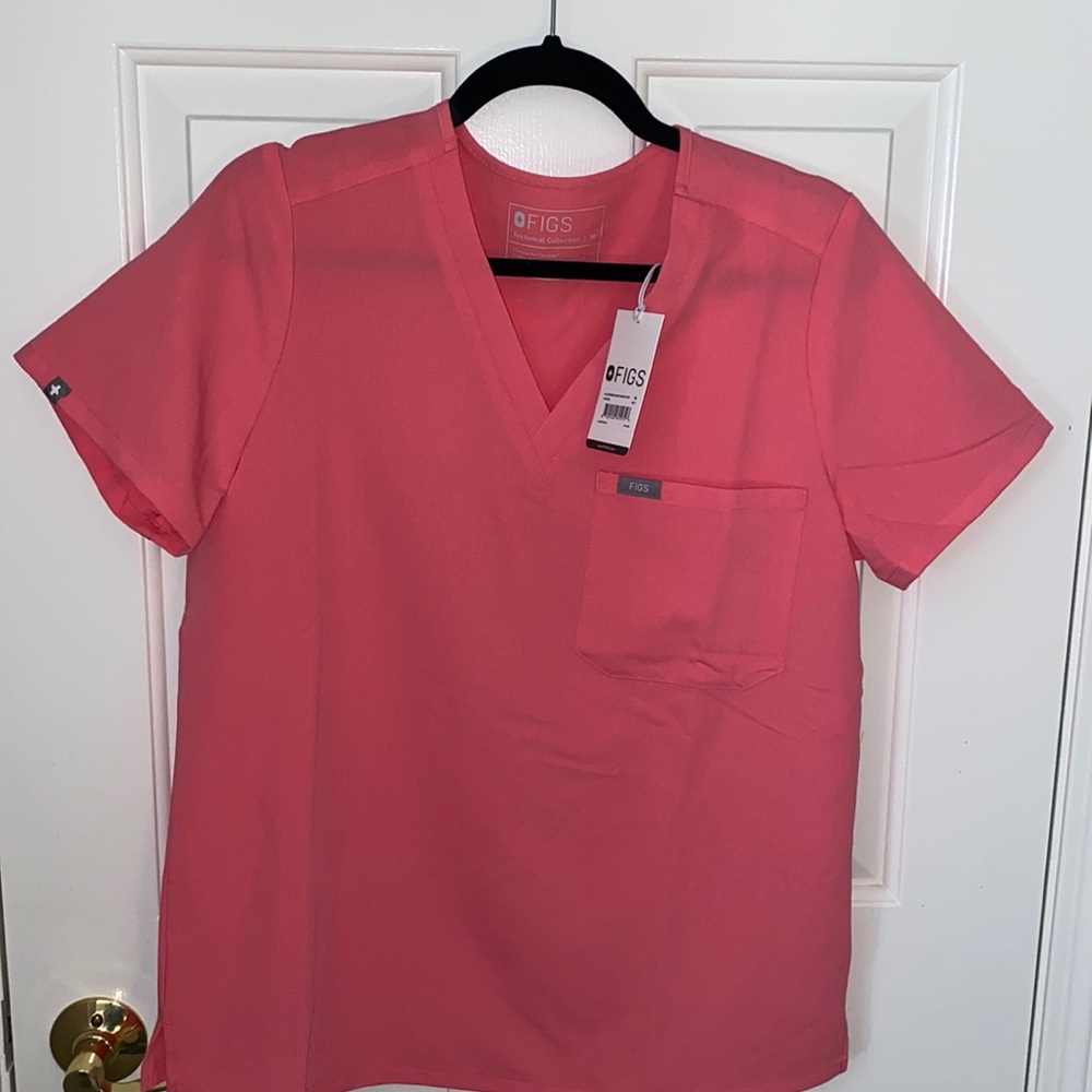FIGS scrubs Catarina Top